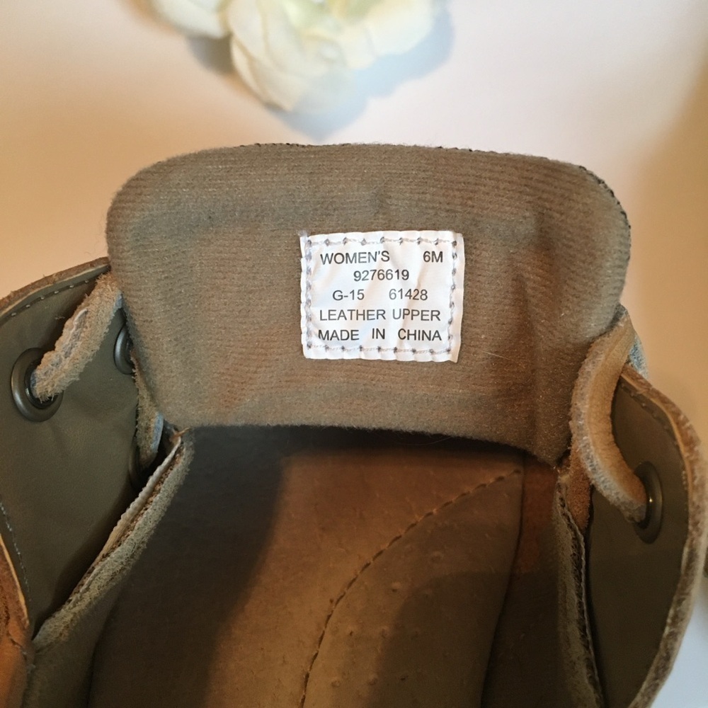 Women’s Sperry mocasines Tan Shoes - Picture 7 of 11